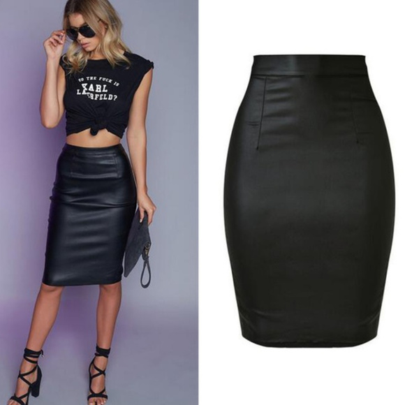 Boutique Dresses & Skirts - 🎉🎊3X〽️HP🎊🎉 NWT Faux Leather Pencil Skirt